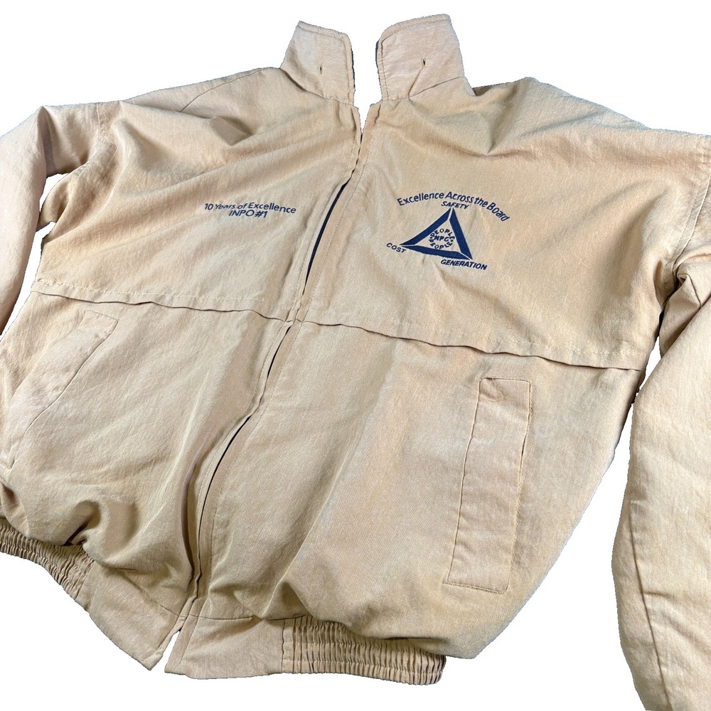 VTG Hilton Active Apparel Windbreaker Jacket Men L Tan Embroidered Text Full Zip